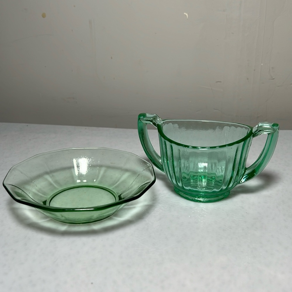 Vintage Cambridge Glass Green Sugar Bowl Two Handles & Sm Serving Bowl